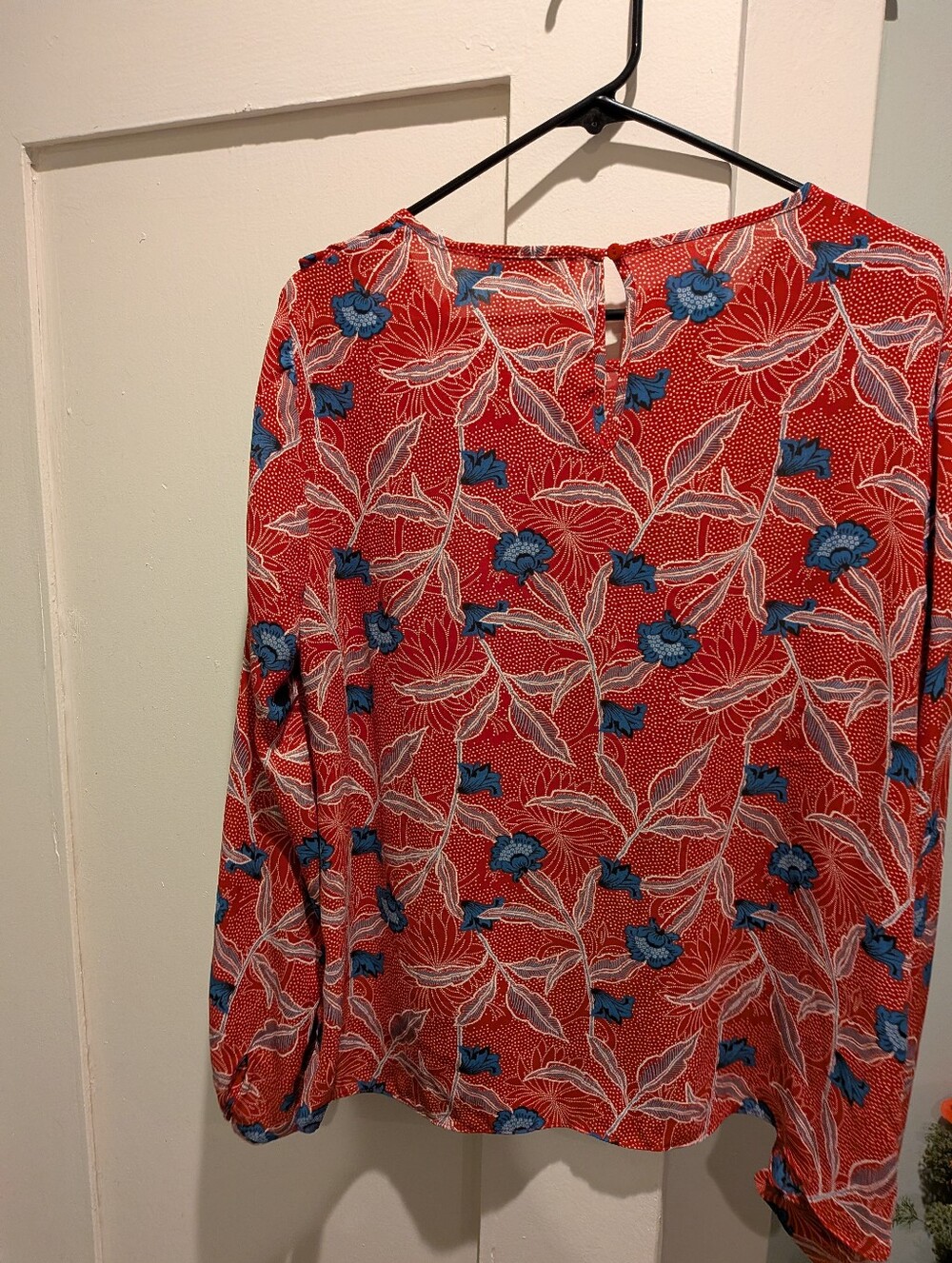 Rose + olive Womens XL red white blue floral blouse long sleeve keyhole boho